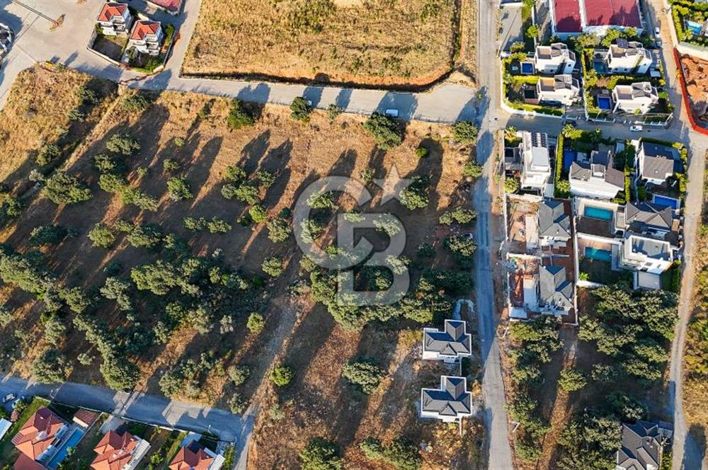 GÜZELBAHÇE'DE 500 m² 15/30 İMARLI SATILIK ARSA