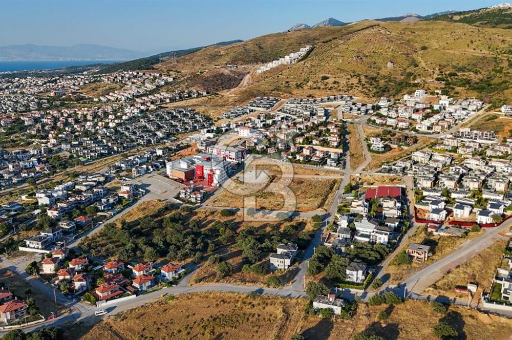 GÜZELBAHÇE'DE 500 m² 15/30 İMARLI SATILIK ARSA