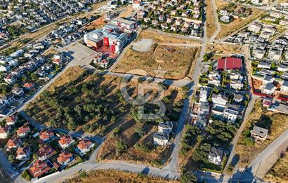 GÜZELBAHÇE'DE 500 m² 15/30 İMARLI SATILIK ARSA