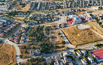 GÜZELBAHÇE'DE 500 m² 15/30 İMARLI SATILIK ARSA