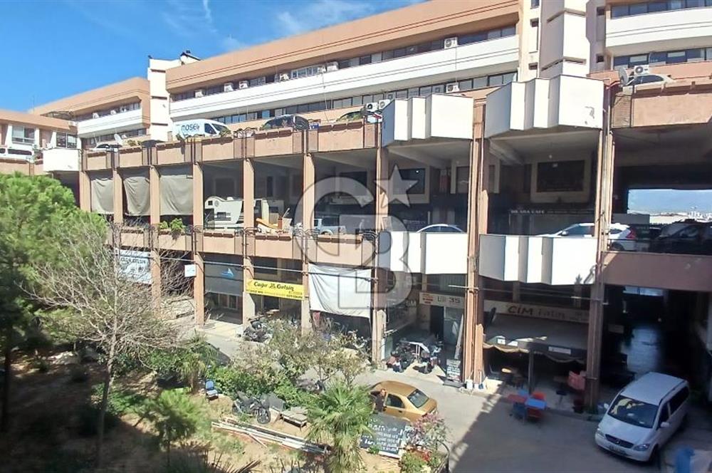 KARABAĞLAR MODEKA İŞ MERKEZİNDE KİRALIK DÜKKAN