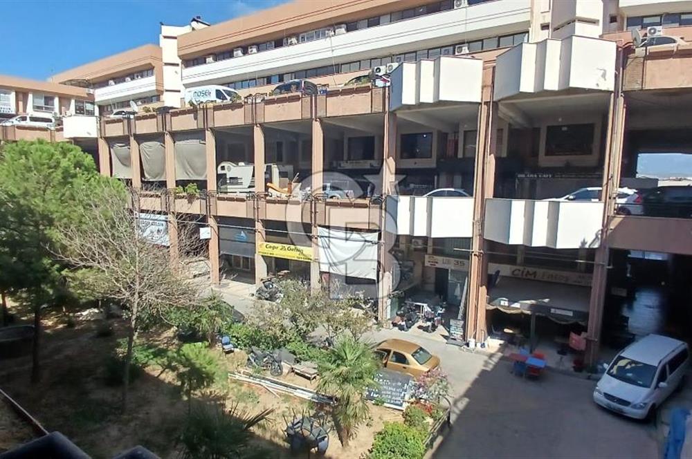 KARABAĞLAR MODEKA İŞ MERKEZİNDE KİRALIK DÜKKAN