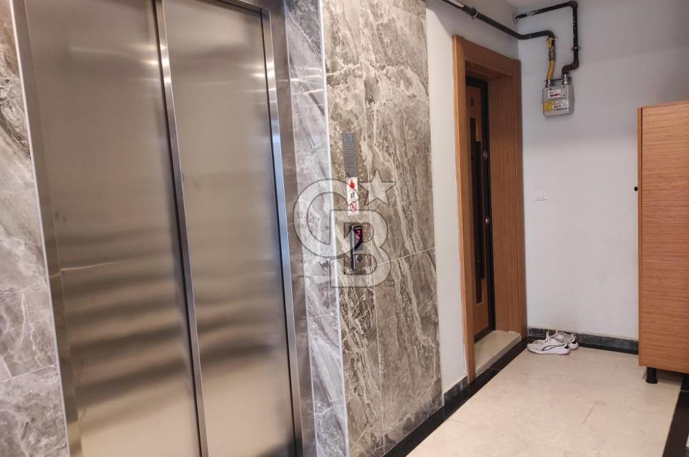 ALEMDAĞ DA BUTİK SİTEDE 1+1 KAPALI OTOPARKLI ENFES DAİRE