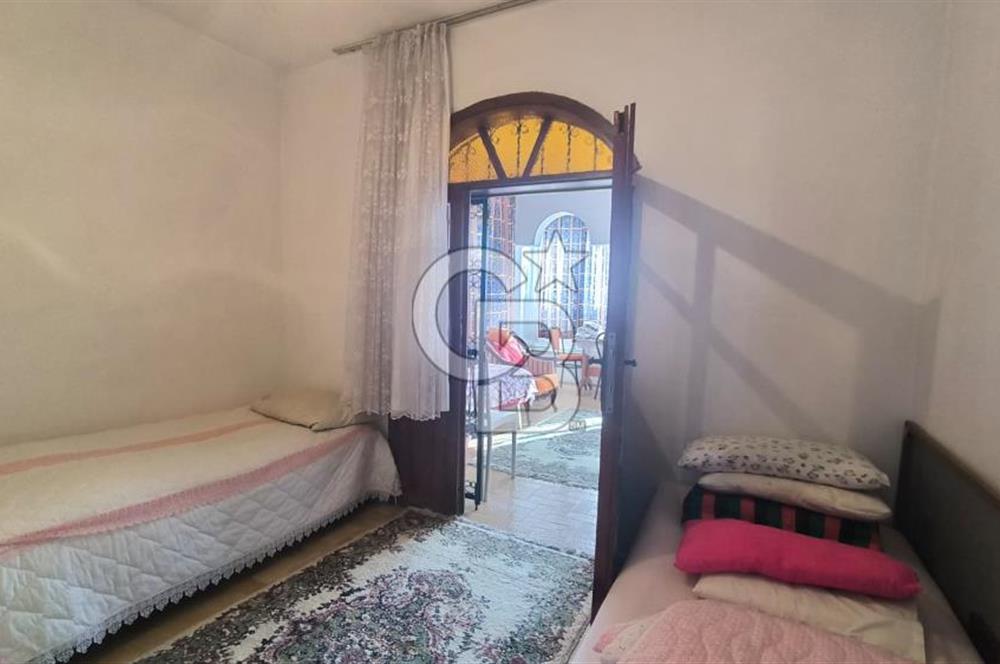 Altınova'da Eşyalı, Bahçeli 3+2 Kiralık Villa