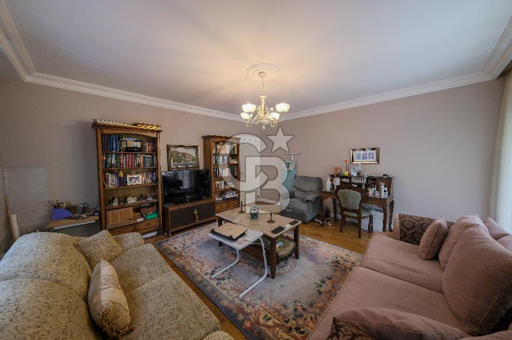 Şişli'de 4 Katlı Müstakil Villa: Prestijli Yaşam ve Yatırım Fırsatı