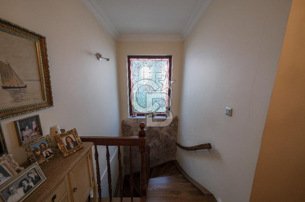 Şişli'de 4 Katlı Müstakil Villa: Prestijli Yaşam ve Yatırım Fırsatı
