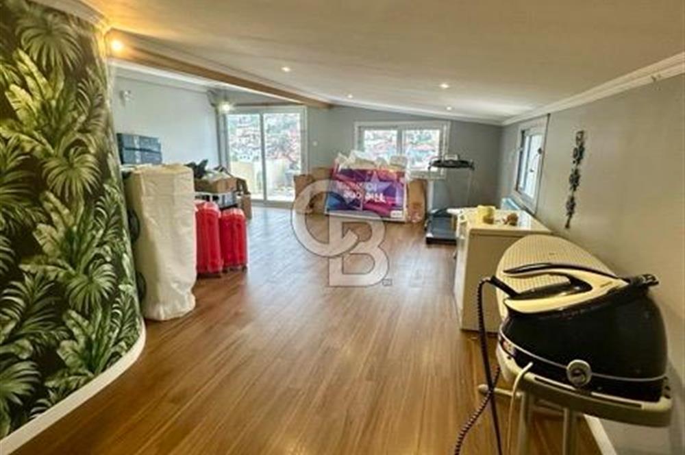 Havuzlu, Otoparklı, Deniz Manzaralı, 230 m2 5+1 Daire