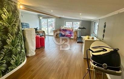 Havuzlu, Otoparklı, Deniz Manzaralı, 230 m2 5+1 Daire