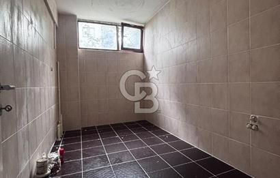 BOZTEPE'DE KESİNTİSİZ ŞEHİR VE DENİZ MANZARALI 5+2 ÖZEL VİLLA