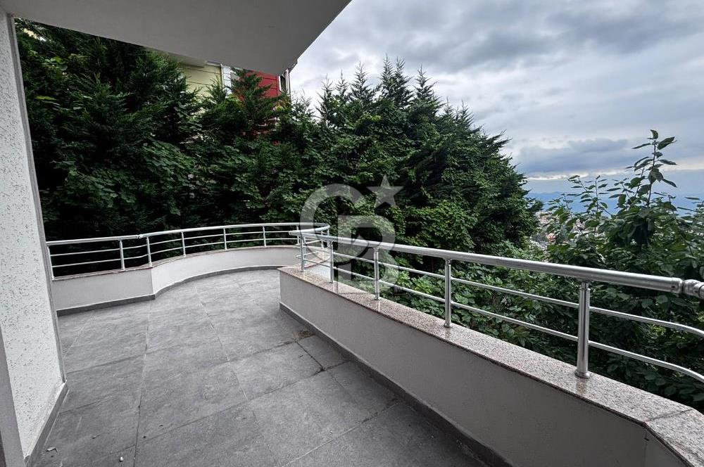 BOZTEPE'DE KESİNTİSİZ ŞEHİR VE DENİZ MANZARALI 5+2 ÖZEL VİLLA