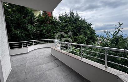 BOZTEPE'DE KESİNTİSİZ ŞEHİR VE DENİZ MANZARALI 5+2 ÖZEL VİLLA