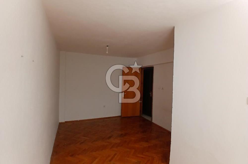 Güzelyalıda Kiralık 2+1 Merkezi Konumlu Aydınlık Daire