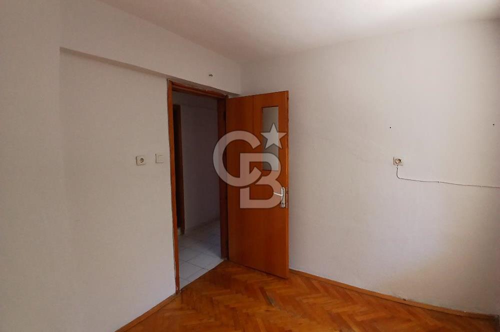 Güzelyalıda Kiralık 2+1 Merkezi Konumlu Aydınlık Daire
