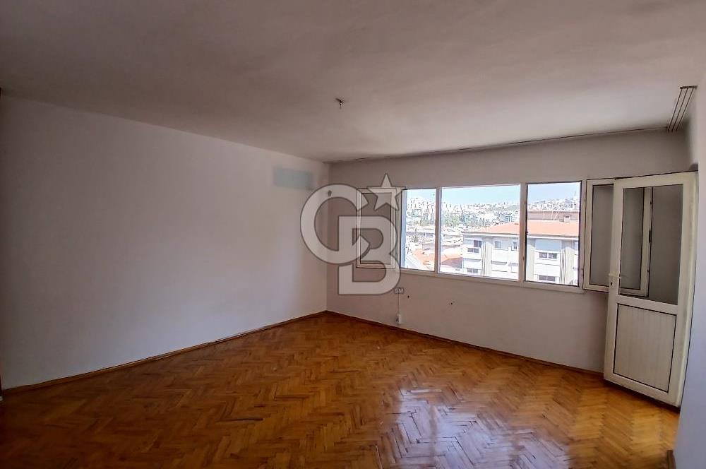 Güzelyalıda Kiralık 2+1 Merkezi Konumlu Aydınlık Daire