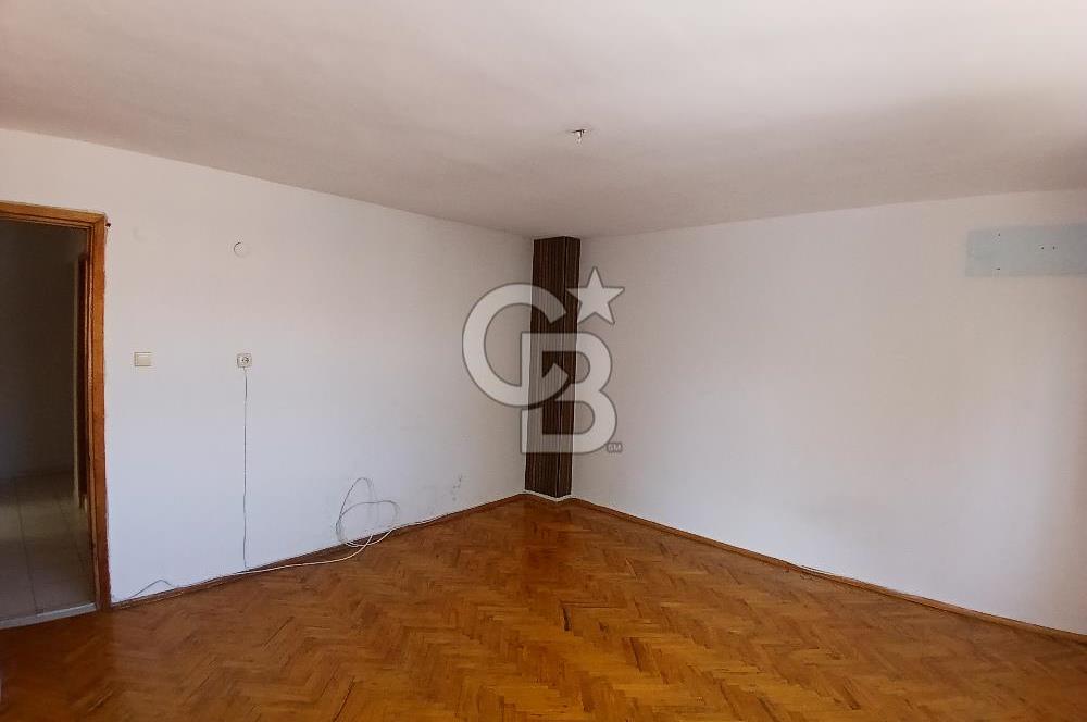 Güzelyalıda Kiralık 2+1 Merkezi Konumlu Aydınlık Daire