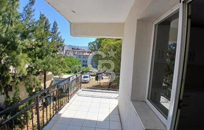 Güzelyalıda Kiralık 2+1 Merkezi Konumlu Aydınlık Daire