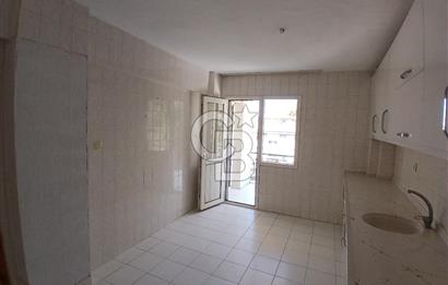 Güzelyalıda Kiralık 2+1 Merkezi Konumlu Aydınlık Daire