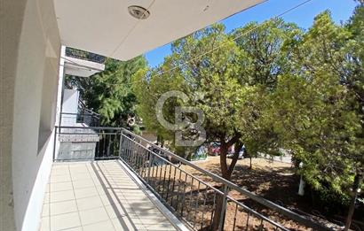 Güzelyalıda Kiralık 2+1 Merkezi Konumlu Aydınlık Daire