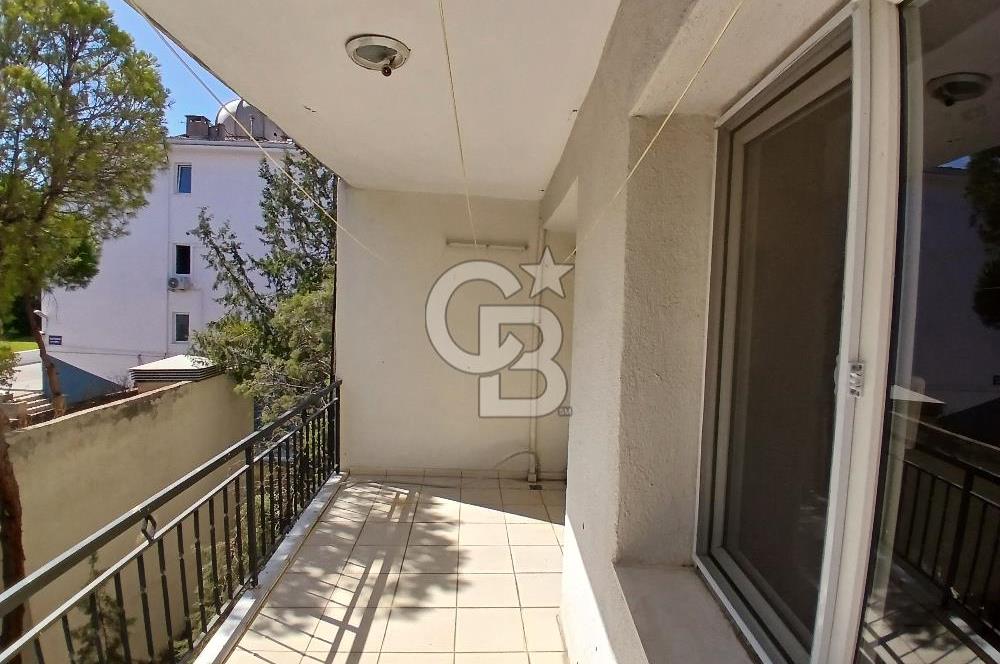 Güzelyalıda Kiralık 2+1 Merkezi Konumlu Aydınlık Daire