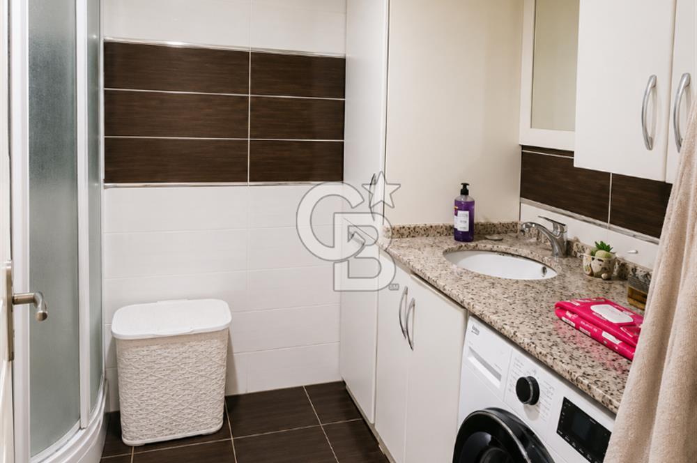 Tire Hürriyet Mahallesinde 3+1 145 m² Kilerli Otoparklı Satılık Daire 