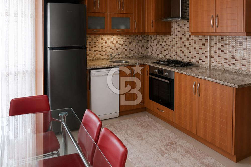 Tire Hürriyet Mahallesinde 3+1 145 m² Kilerli Otoparklı Satılık Daire 