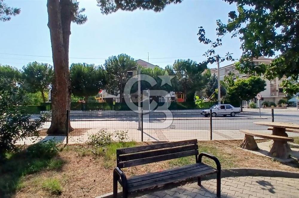 Tire Hürriyet Mahallesinde 3+1 145 m² Kilerli Otoparklı Satılık Daire 