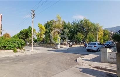 Tire Hürriyet Mahallesinde 3+1 145 m² Kilerli Otoparklı Satılık Daire 