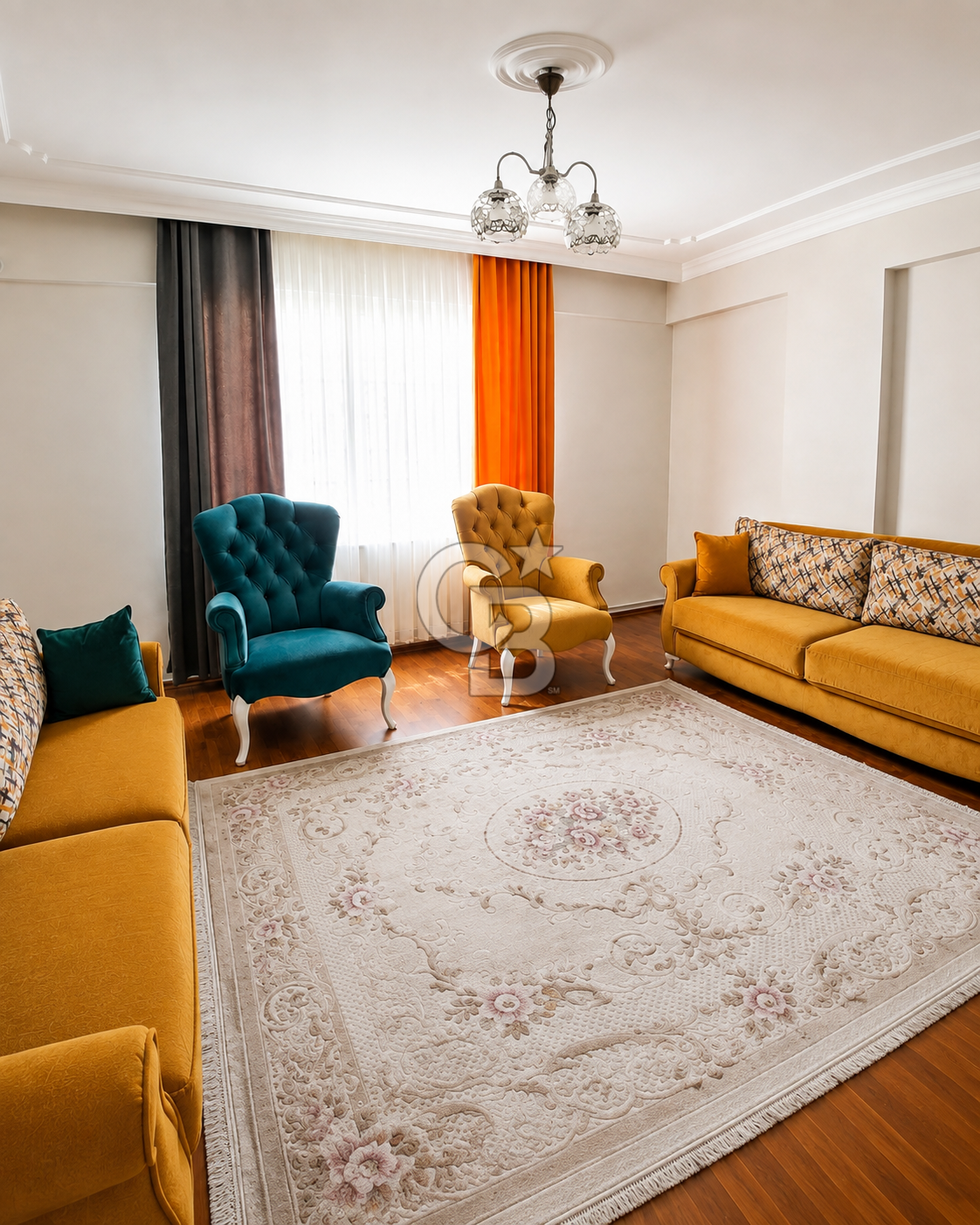 Tire Hürriyet Mahallesinde 3+1 145 m² Kilerli Otoparklı Satılık Daire 