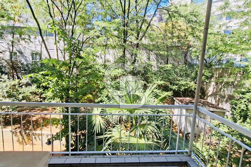 ŞİŞLİ ESENTEPE  ASTORIA AVM ARKASINDA 2 BALKONLU 2+1 KİRALIK DAİRE