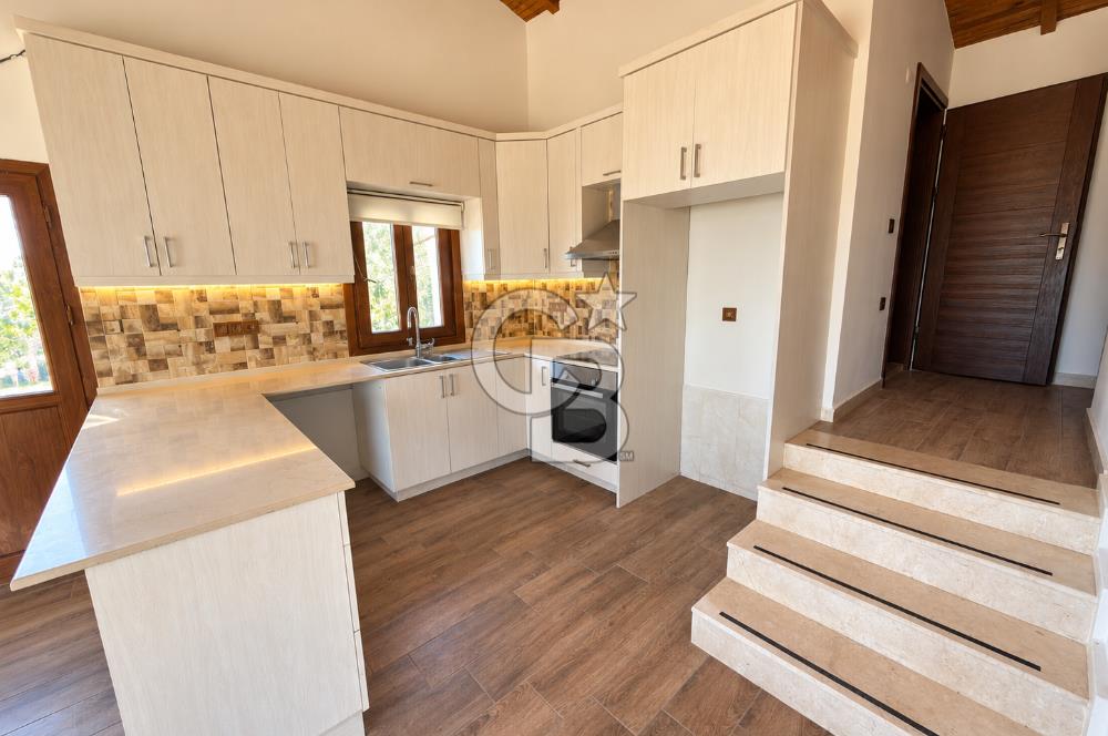 Doğankent Sitesinde 308 M² Bahçeli, Deniz Manzaralı Villa