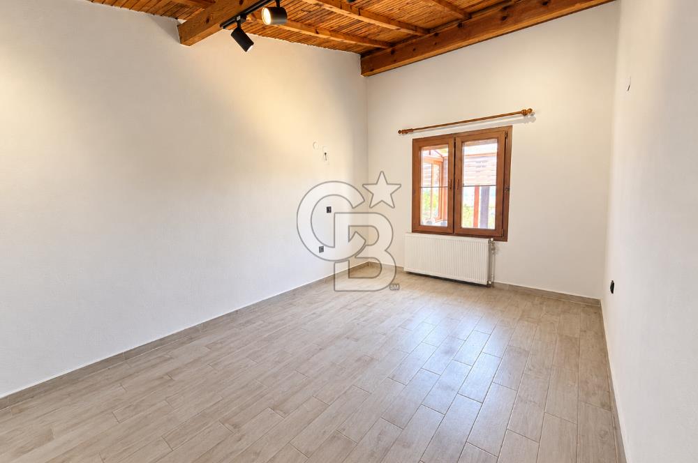 Doğankent Sitesinde 308 M² Bahçeli, Deniz Manzaralı Villa