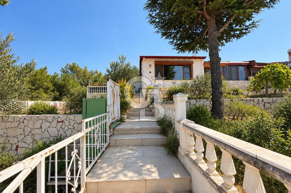 Doğankent Sitesinde 308 M² Bahçeli, Deniz Manzaralı Villa