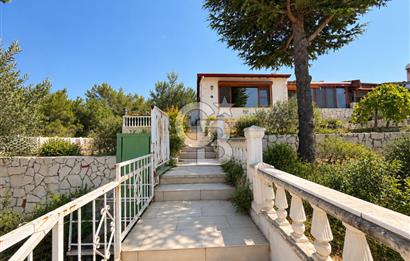 Doğankent Sitesinde 308 M² Bahçeli, Deniz Manzaralı Villa