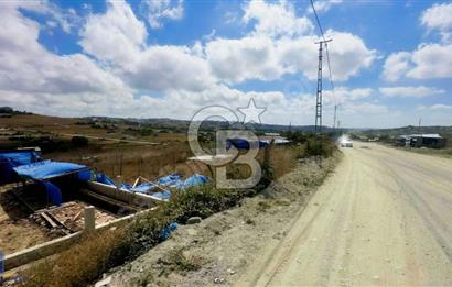TAYAKADIN TÜRKKÖŞEDE SATLIK 355 M2 HİSSELİ ARSA