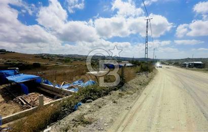 TAYAKADIN TÜRKKÖŞEDE SATLIK 355 M2 HİSSELİ ARSA