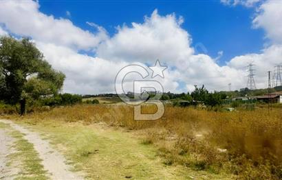 TAYAKADIN TÜRKKÖŞEDE SATLIK 355 M2 HİSSELİ ARSA