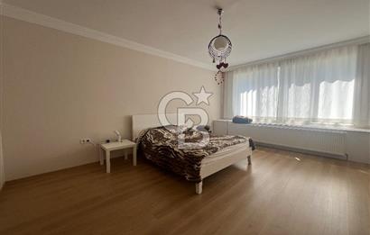 Gölbaşı Ballıkpınarda Bahçekent Sitesinde Geniş Villa 