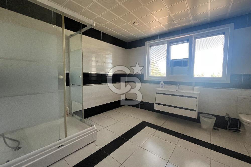 Gölbaşı Ballıkpınarda Bahçekent Sitesinde Geniş Villa 