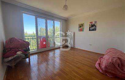 Gölbaşı Ballıkpınarda Bahçekent Sitesinde Geniş Villa 