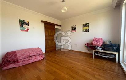 Gölbaşı Ballıkpınarda Bahçekent Sitesinde Geniş Villa 