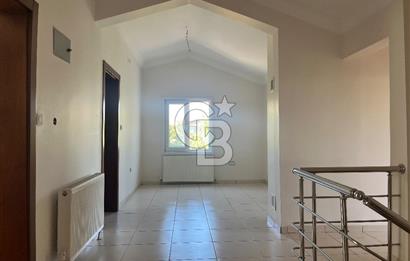 Gölbaşı Ballıkpınarda Bahçekent Sitesinde Geniş Villa 