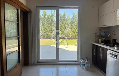 Gölbaşı Ballıkpınarda Bahçekent Sitesinde Geniş Villa 