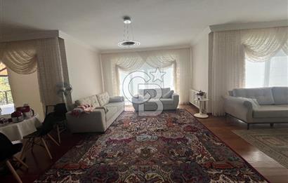 Gölbaşı Ballıkpınarda Bahçekent Sitesinde Geniş Villa 