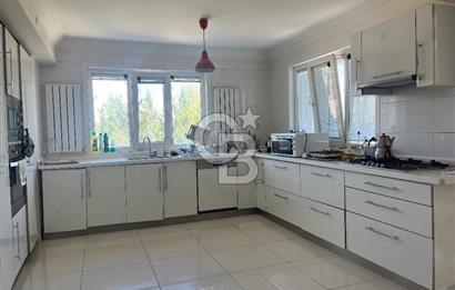 Gölbaşı Ballıkpınarda Bahçekent Sitesinde Geniş Villa 