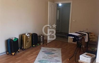 ESENYURT ÜÇEVLERDE METROYA YAKIN 6+2 GENİŞ AİLE DAİRESİ
