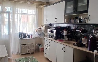ESENYURT ÜÇEVLERDE METROYA YAKIN 6+2 GENİŞ AİLE DAİRESİ