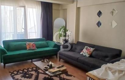 ESENYURT ÜÇEVLERDE METROYA YAKIN 6+2 GENİŞ AİLE DAİRESİ