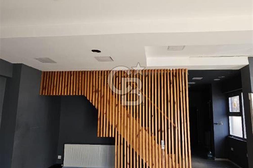 Çekmeköy Mimar Sinan Mahallesi 3 Katlı Kiralık Dükkan