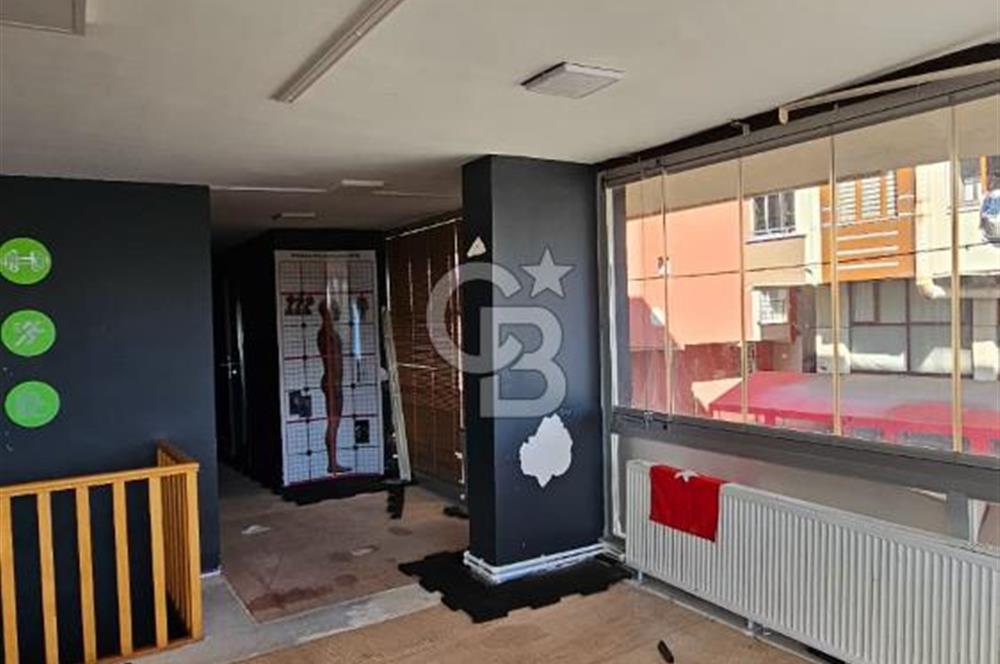 Çekmeköy Mimar Sinan Mahallesi 3 Katlı Kiralık Dükkan