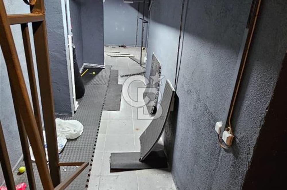 Çekmeköy Mimar Sinan Mahallesi 3 Katlı Kiralık Dükkan